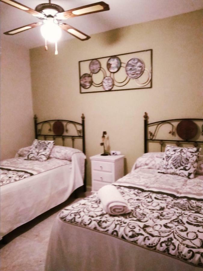 Apartamento Turistico La Victoria Trujillo Exterior photo